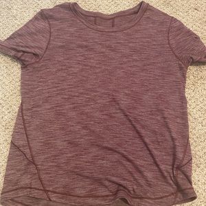 lululemon tshirt